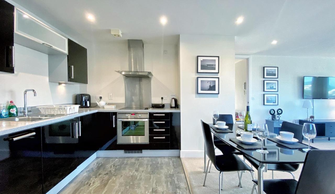 Artistic And Luxurious Apt With Sea View. Beach Side Swansea Luaran gambar